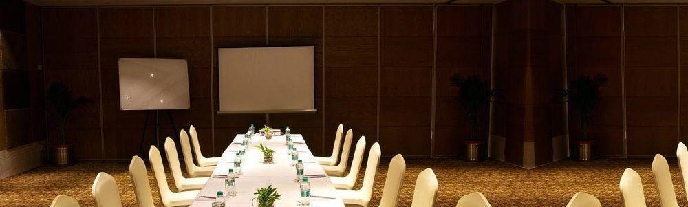 Citrus Hotel Bhiwadi ภายนอก รูปภาพ