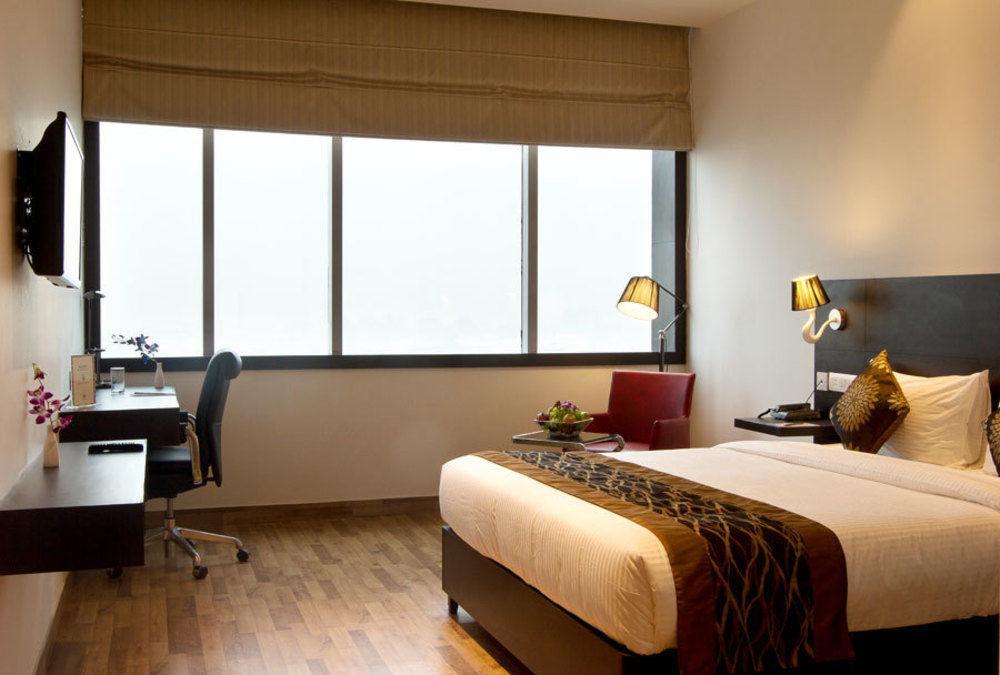 Citrus Hotel Bhiwadi ภายนอก รูปภาพ