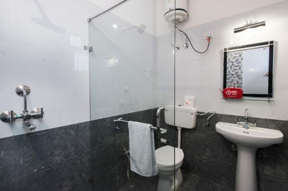 Citrus Hotel Bhiwadi ภายนอก รูปภาพ